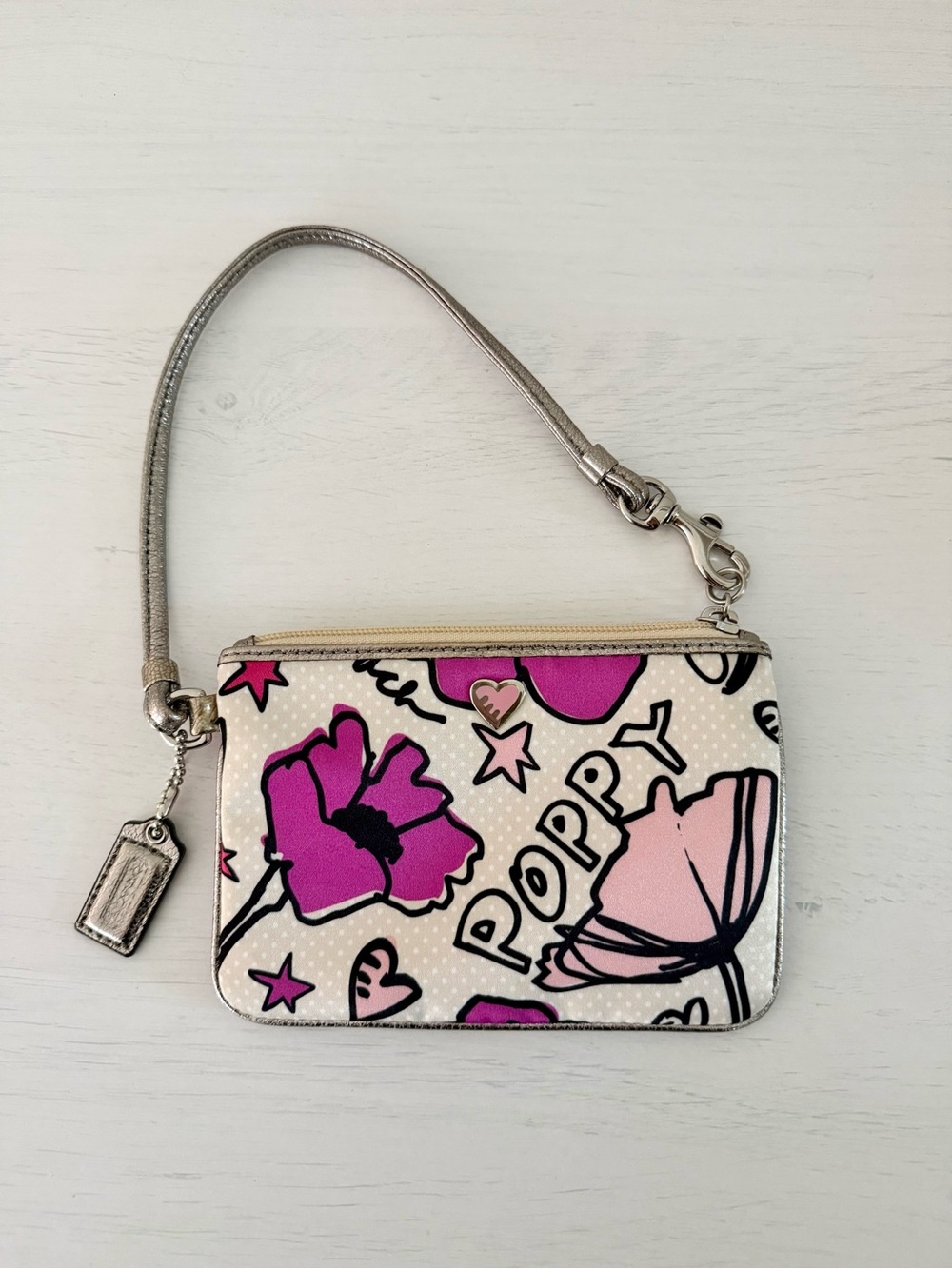 Coach Poppy Limited Edition Pop Art Floral Wristlet - Picture 4 of 7